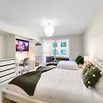 Elegant 2Br Retreat Brickell
