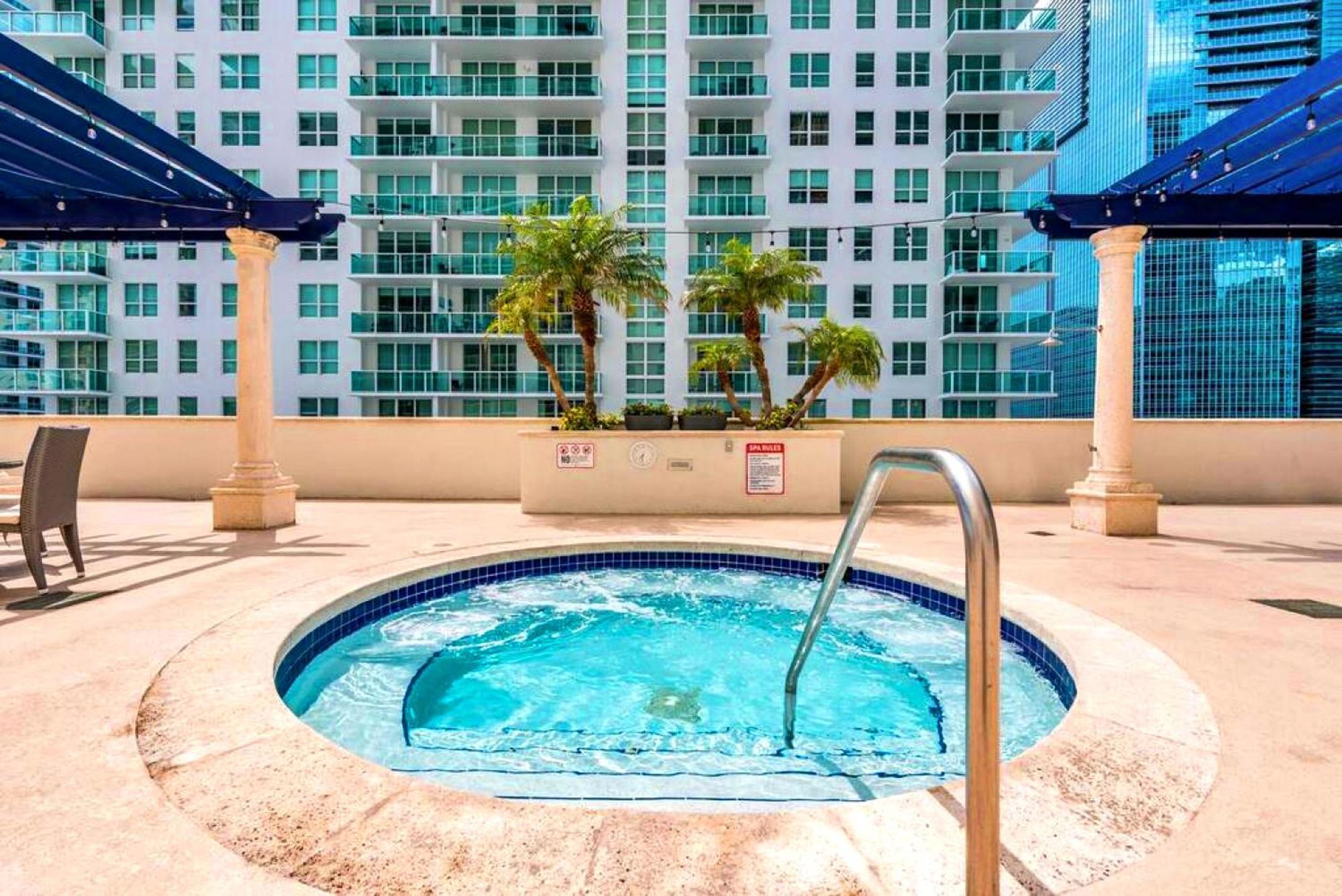 Elegant 2br Retreat Brickell Miami