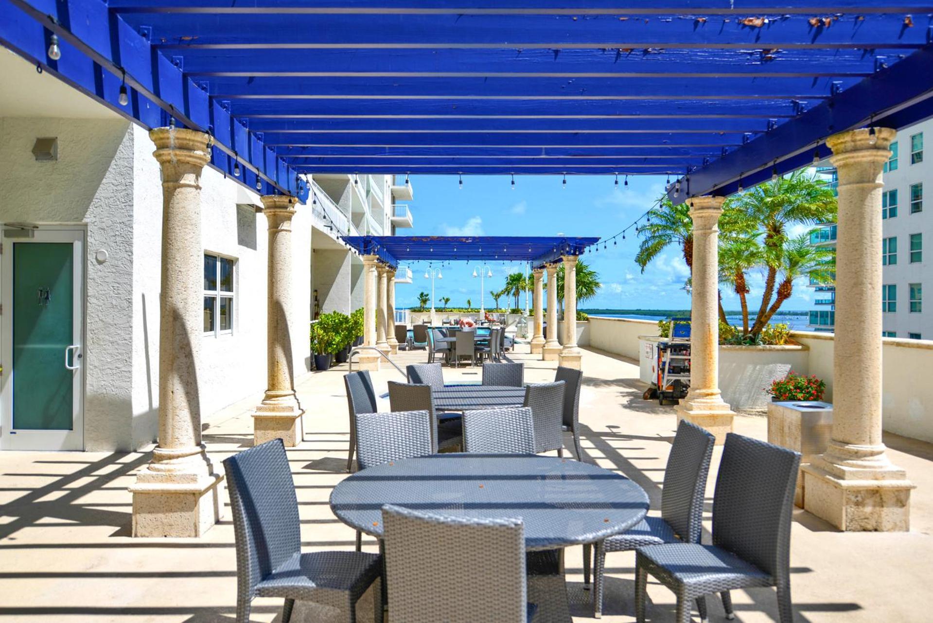 Elegant 2br Retreat Brickell Apartment
