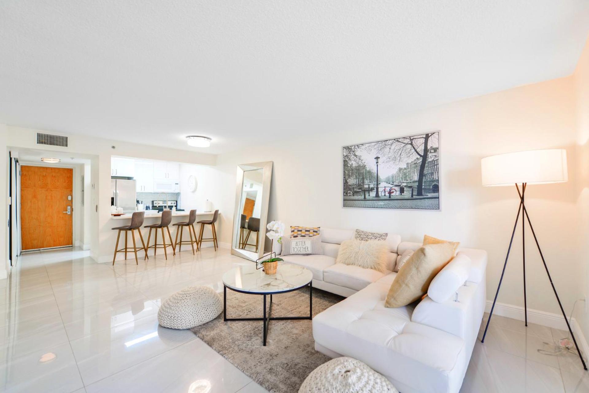 Apartment Elegant 2br Retreat Brickell Miami