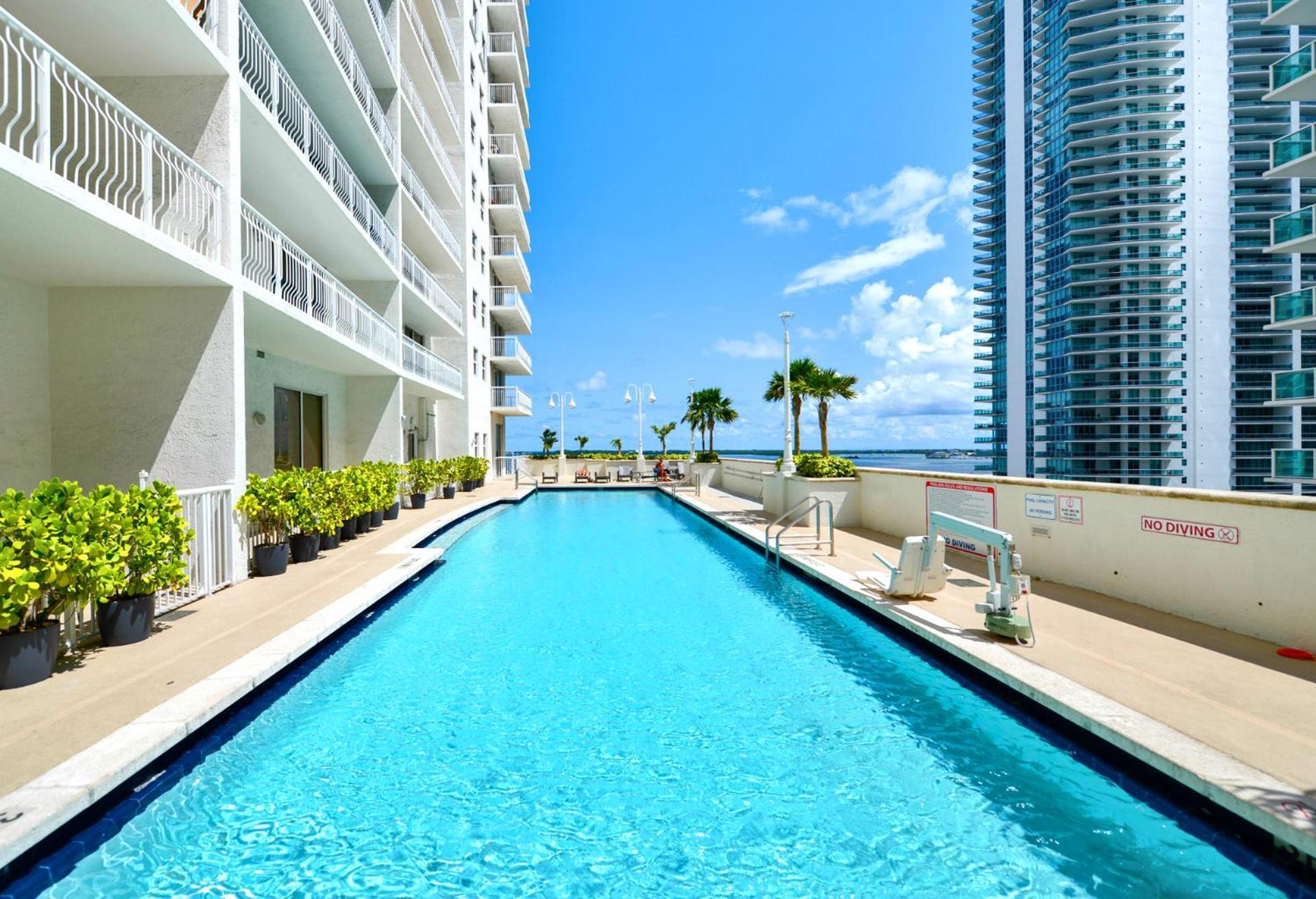 Elegant 2br Retreat Brickell * Miami