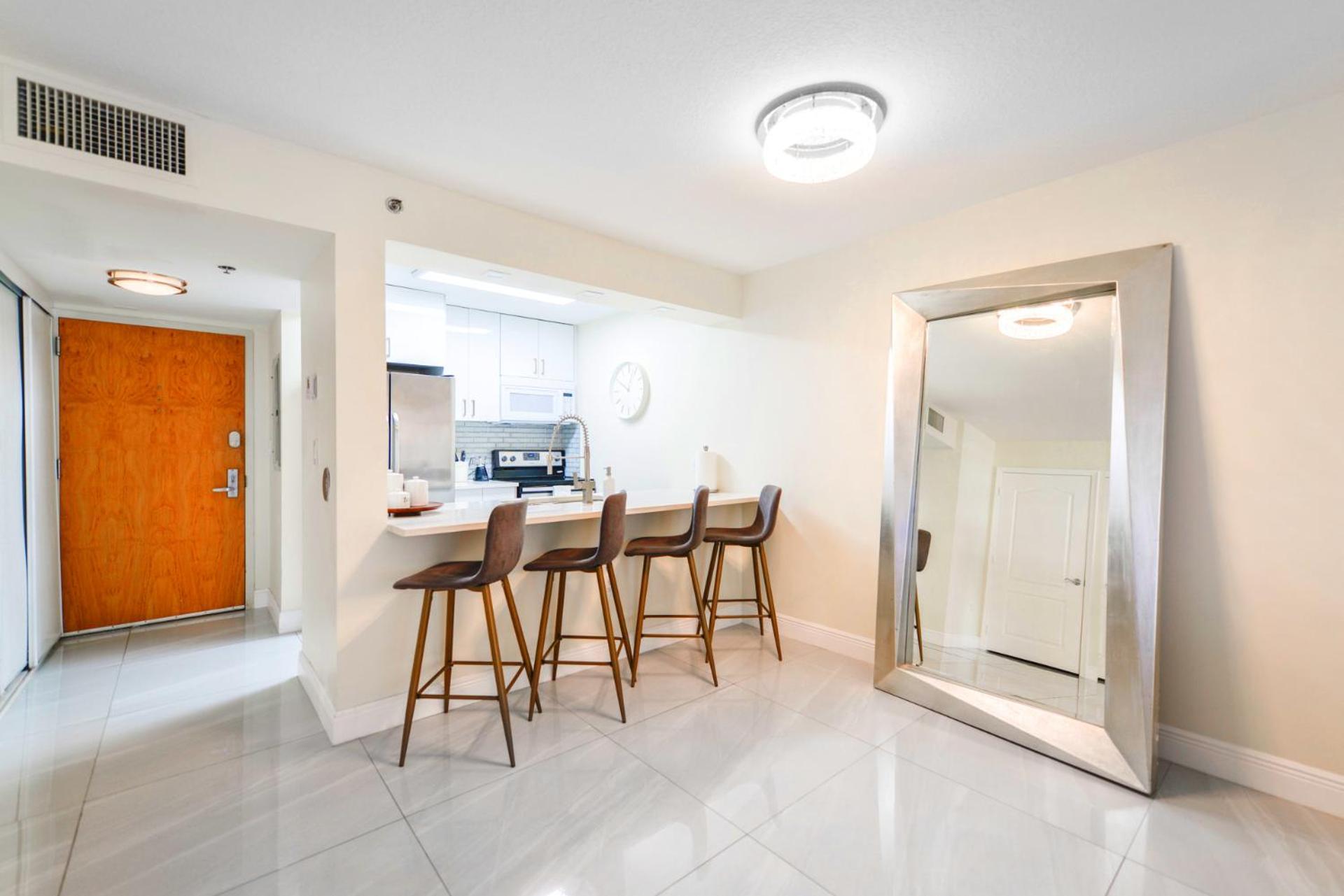 Elegant 2br Retreat Brickell
